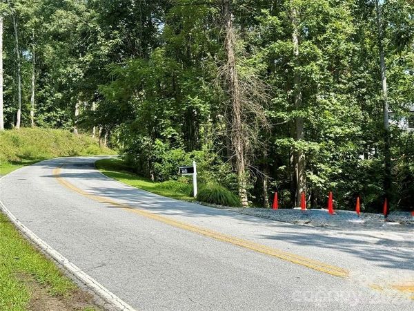 256 Burge Mountain Road , Hendersonville, NC 28792