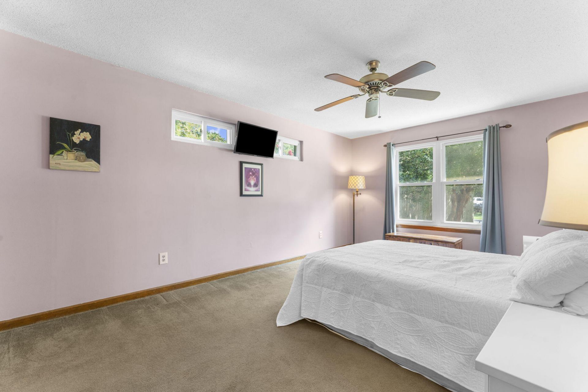 651 Semaht Street Photo 11