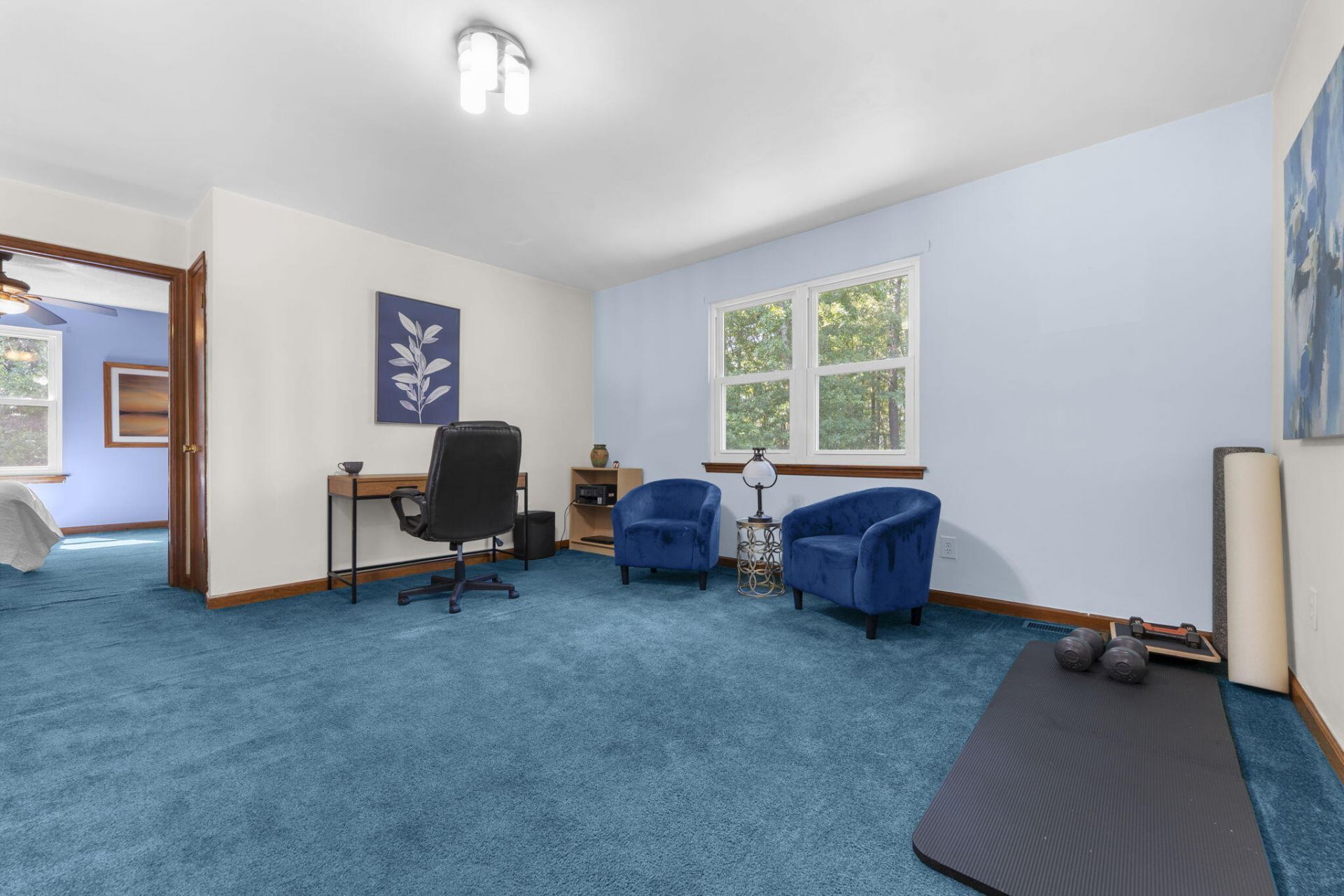 651 Semaht Street Photo 14
