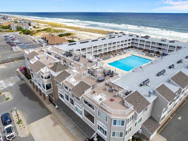 438 Highway 35 N, Unit 1102, Mantoloking, NJ 08738
