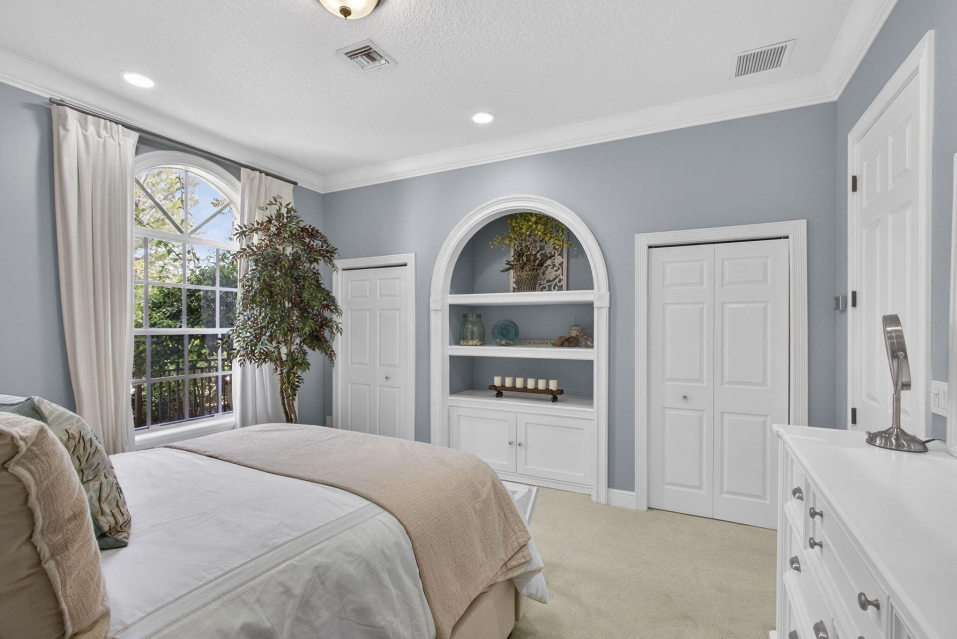 8704 Wendy Lane E, West Palm Beach, FL 33411 Photo