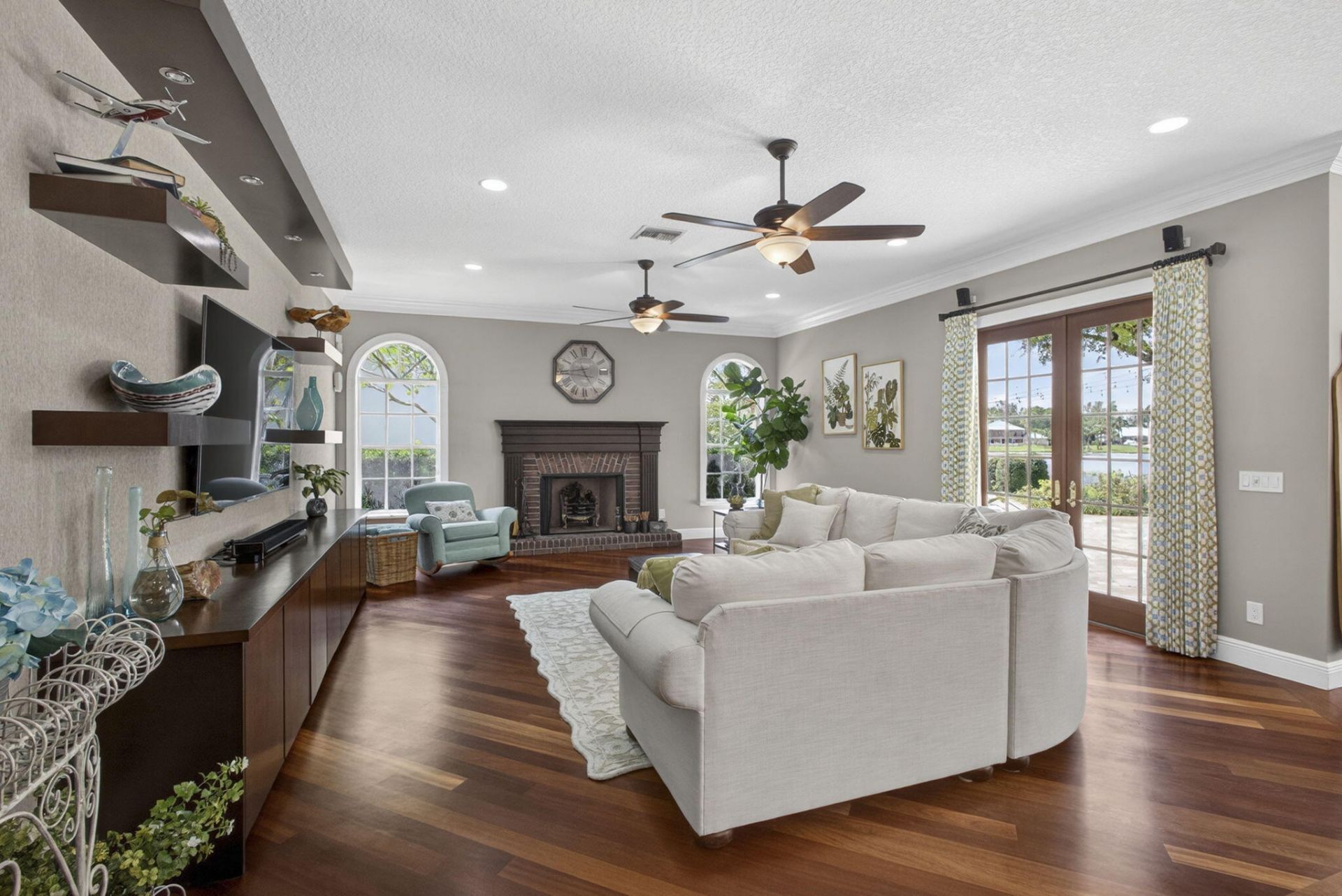8704 Wendy Lane E, West Palm Beach, FL 33411 Photo