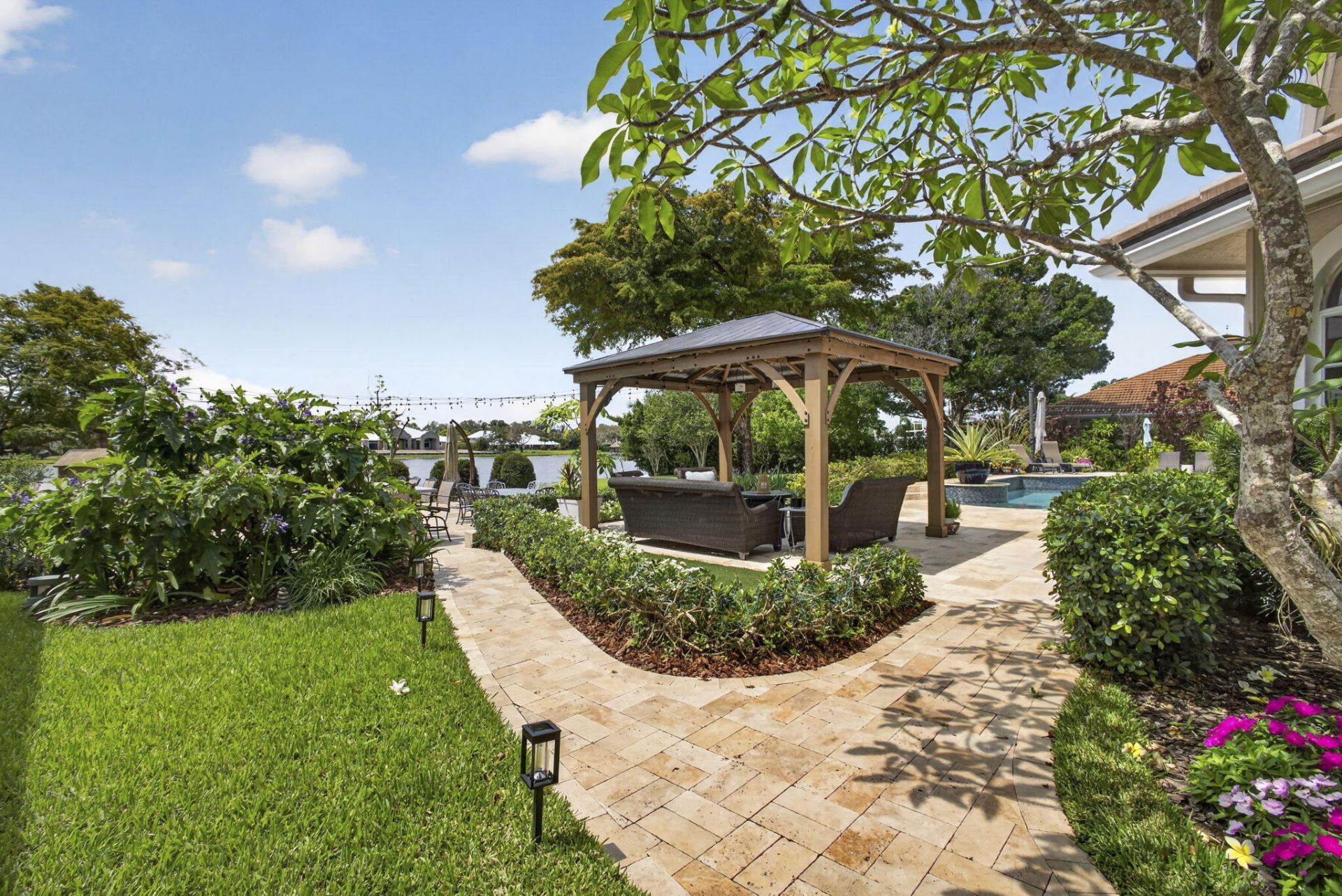 8704 Wendy Lane E, West Palm Beach, FL 33411 Photo