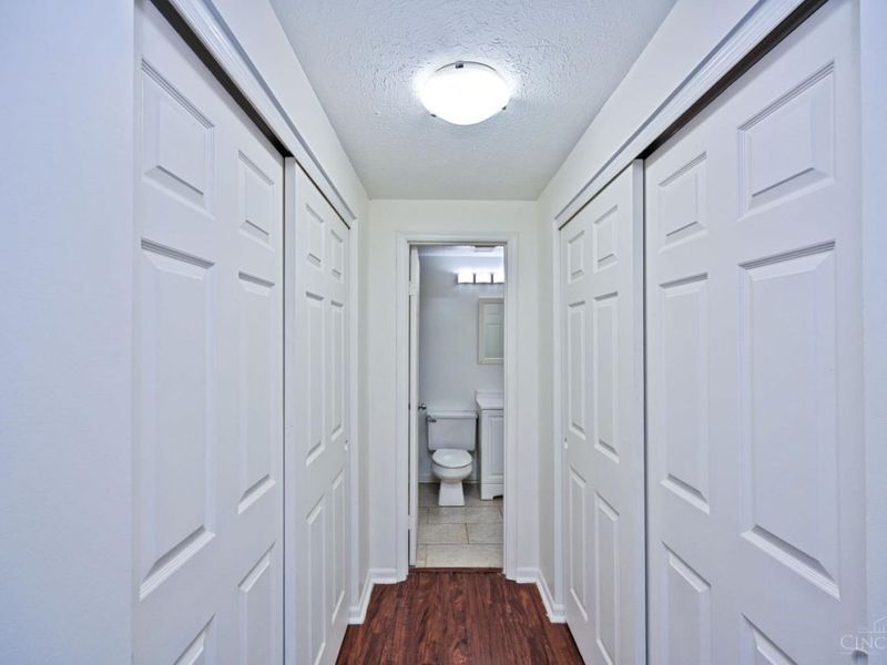 863 Woodlyn Drive S, Unit 118, Cincinnati, OH 45230 Photo 19