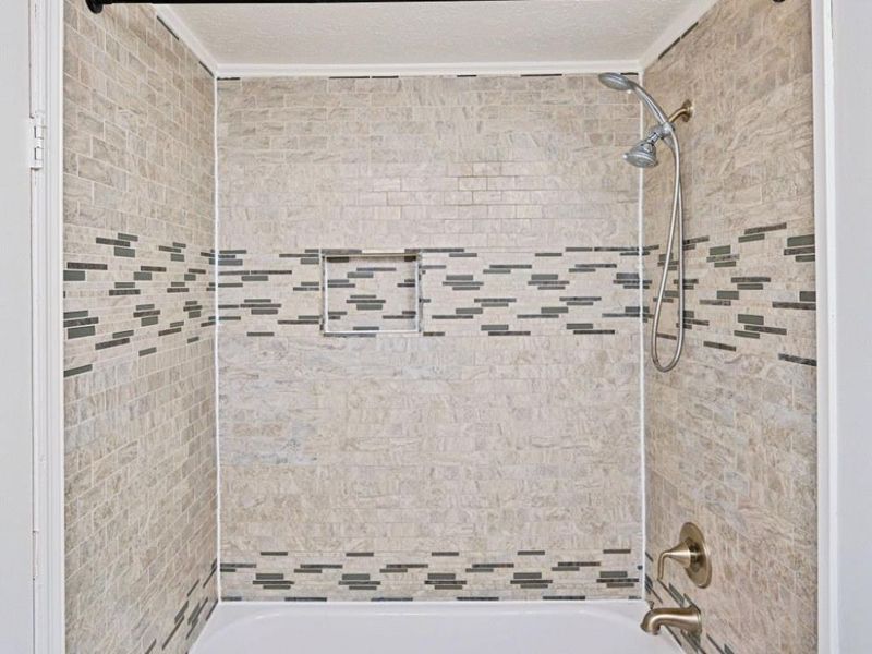 863 Woodlyn Drive S, Unit 118, Cincinnati, OH 45230 Photo 21