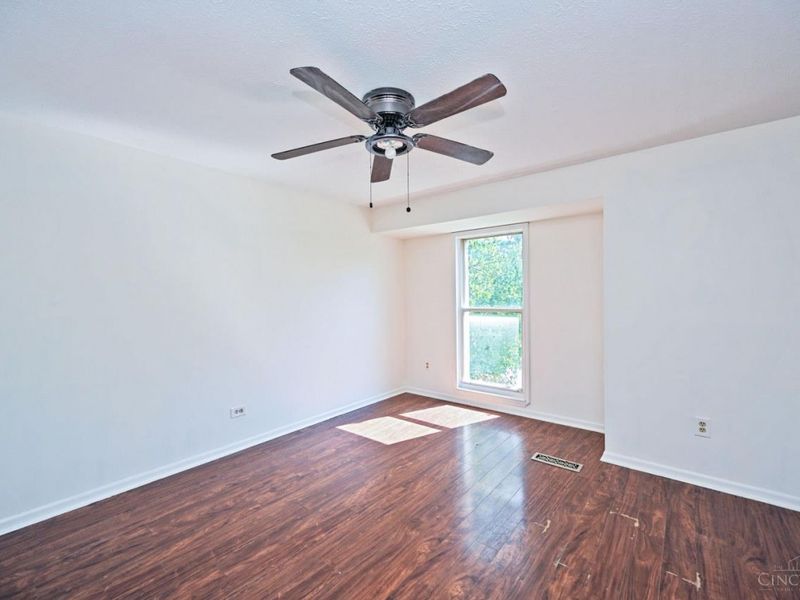 863 Woodlyn Drive S, Unit 118, Cincinnati, OH 45230 Photo 22
