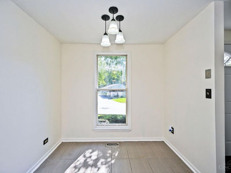 863 Woodlyn Drive S, Unit 118, Cincinnati, OH 45230 Photo 5