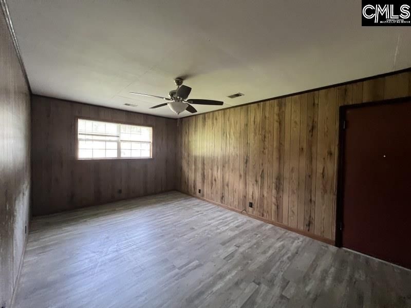 295 Cypress Avenue Photo 10