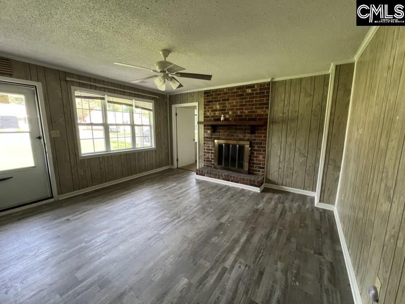 295 Cypress Avenue Photo 6