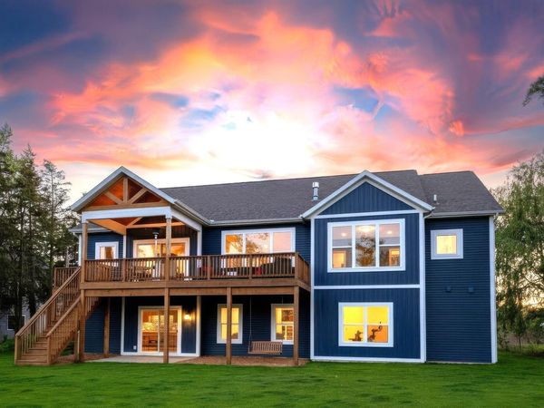 17940 Cove Street, Spring Lake, MI 49456