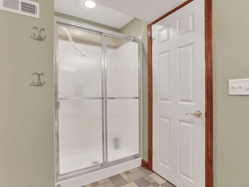 5934 Pennyroyal Place , Westerville, OH 43082 Photo 51