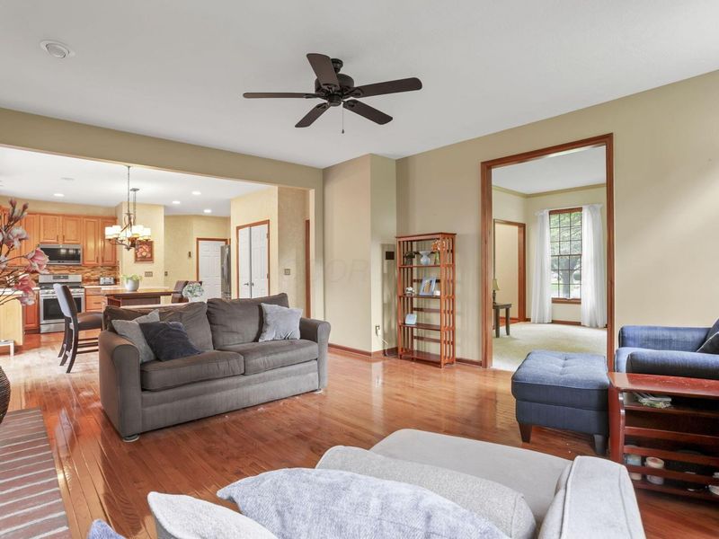 5934 Pennyroyal Place , Westerville, OH 43082 Photo 7