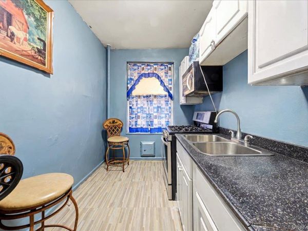 1974 Lafontaine Avenue , Unit 2E, Bronx, NY 10457