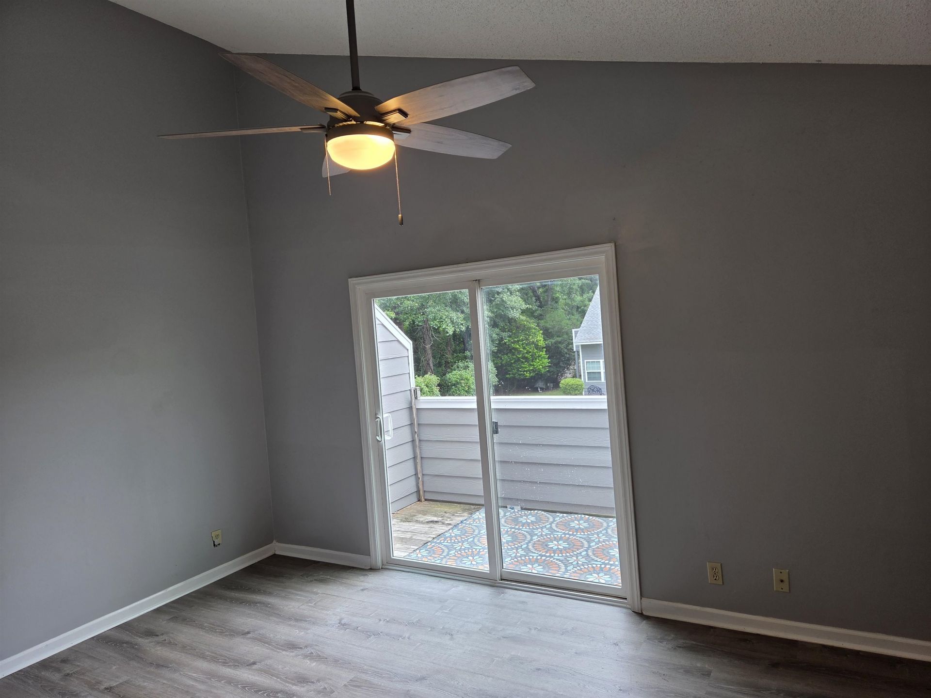 1206 Benna Dr. Photo 10