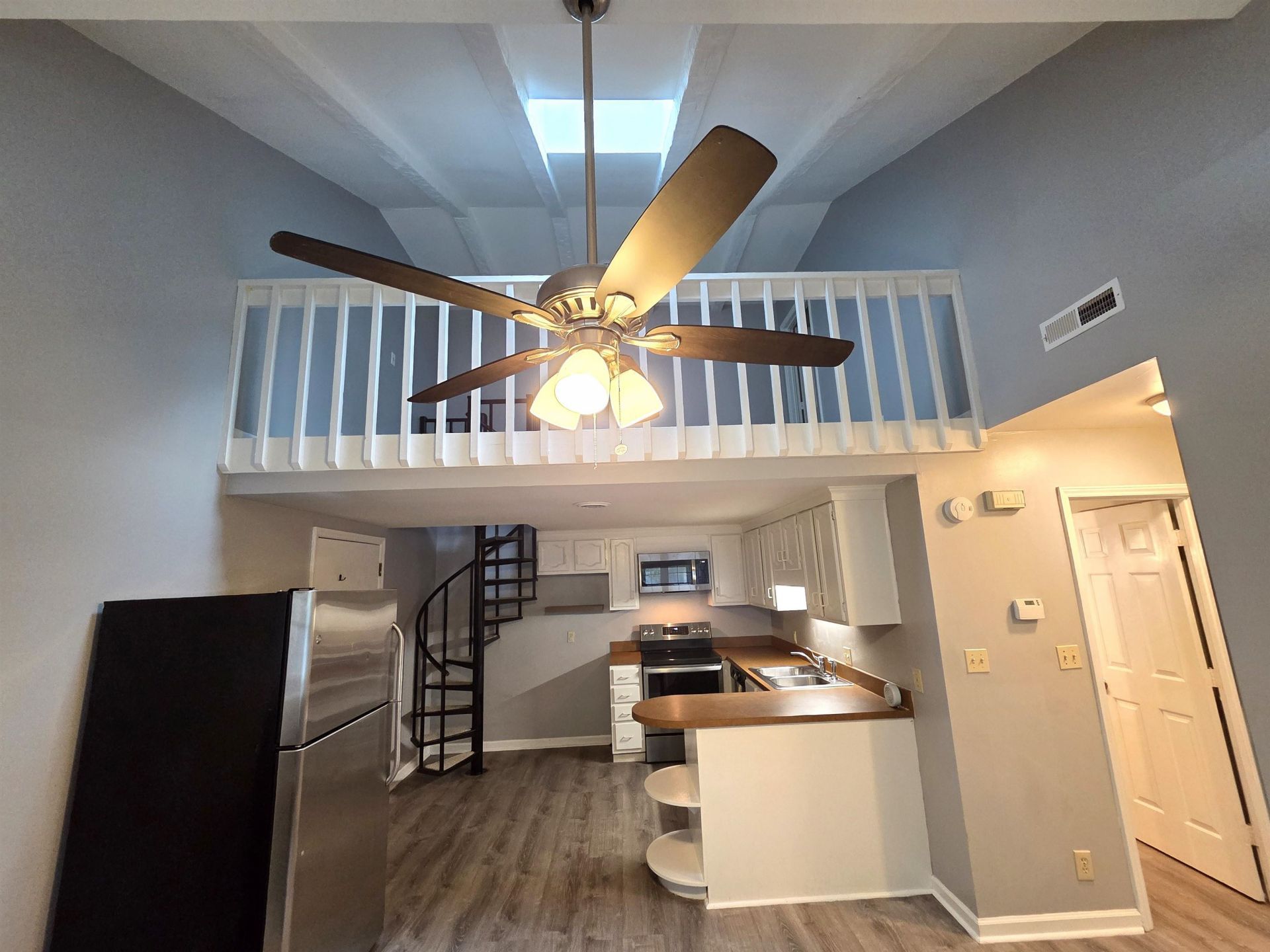 1206 Benna Dr. Photo 4