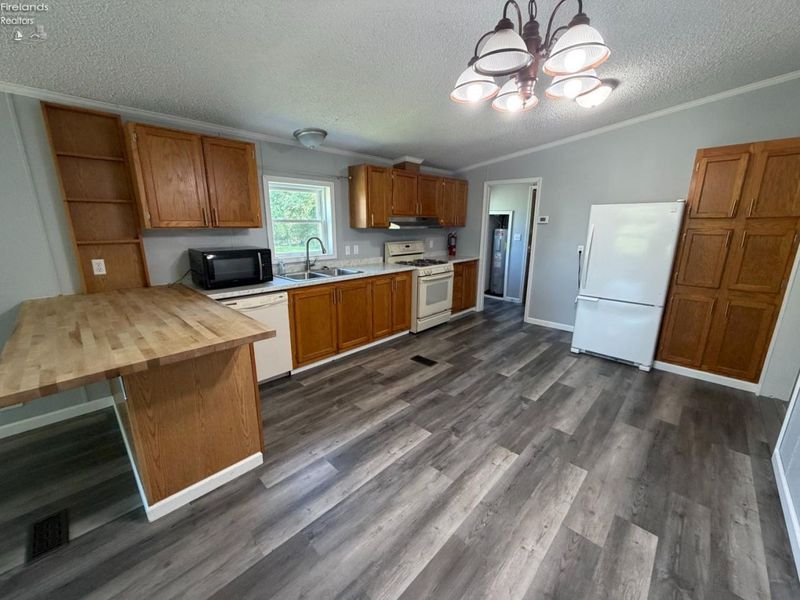 1238 Gibbs Road, Norwalk, OH 44857 Photo 4
