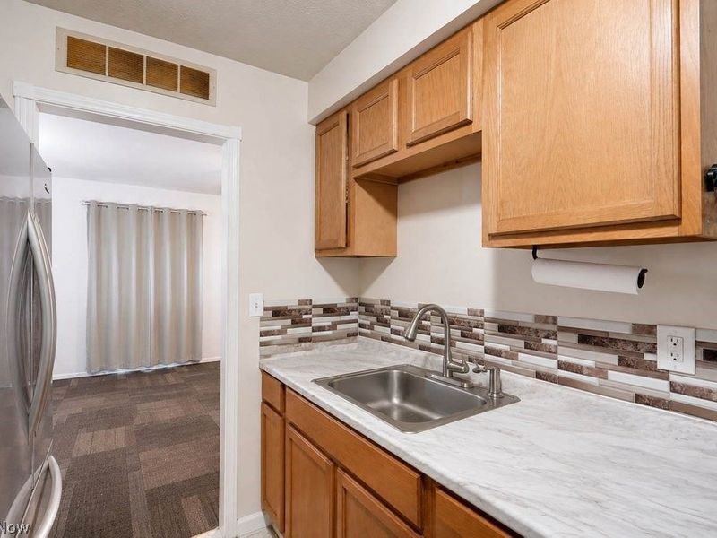 13122 Liberty Avenue, Cleveland, OH 44135 Photo 7