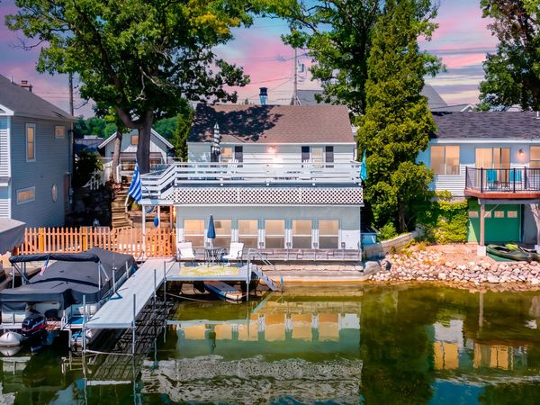 10861 Long Point Drive, Plainwell, MI 49080