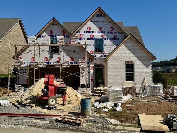 2106 Lantern Park Lane, Knoxville, TN 37932