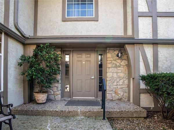 1205 NW Village Drive, Unit D, Blue Springs, MO 64015