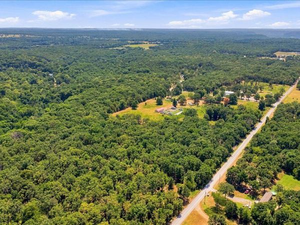 1 E 585 , Locust Grove, OK 74352