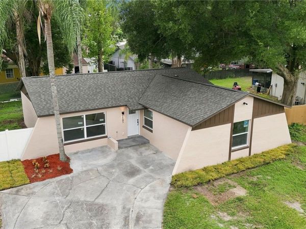 1105 PARK STREET, SEFFNER, FL 33584