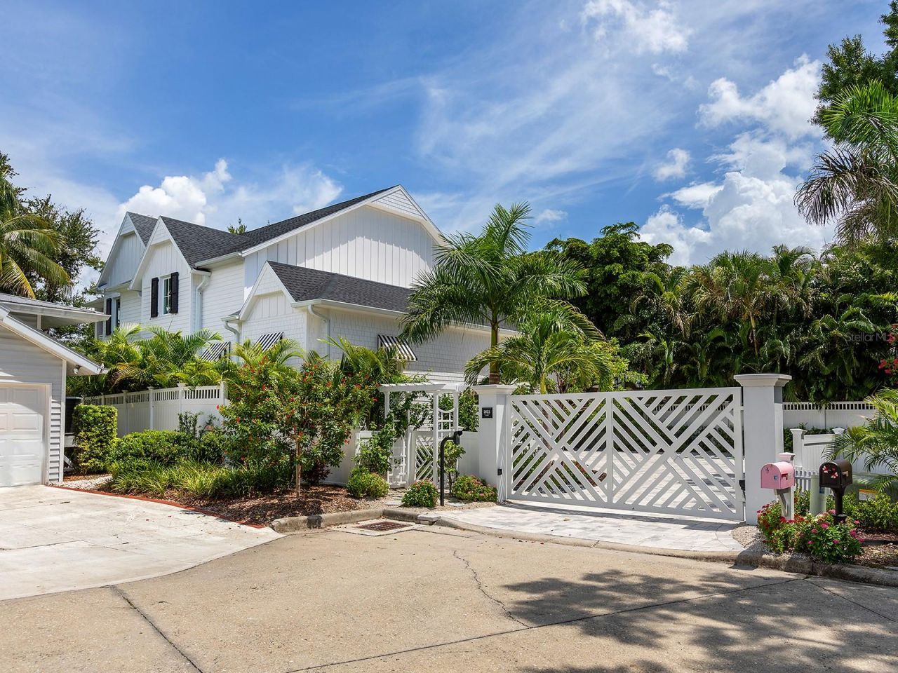 1621 Bay Point Court, Sarasota, FL 34236 Photo
