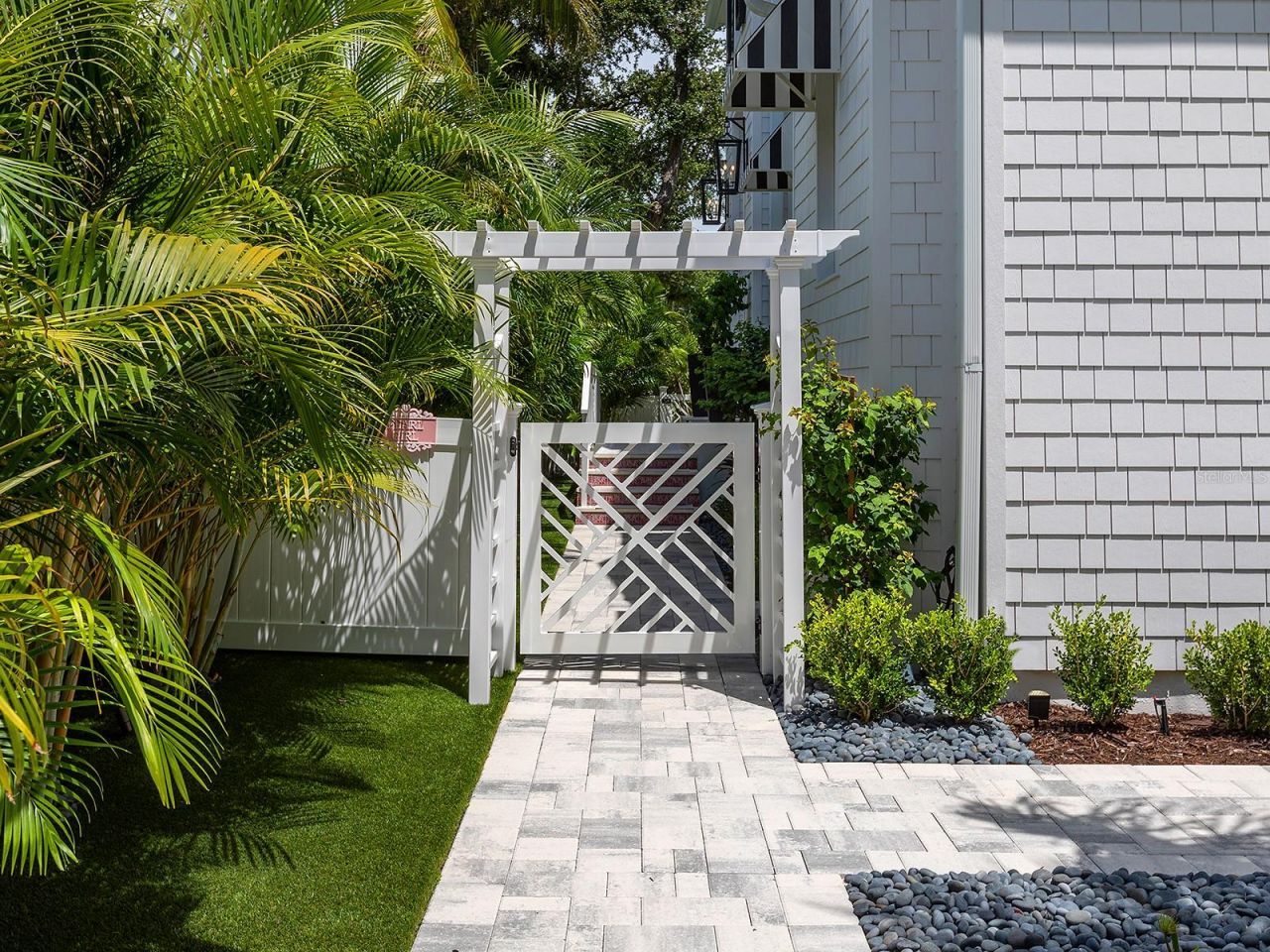 1621 Bay Point Court, Sarasota, FL 34236 Photo