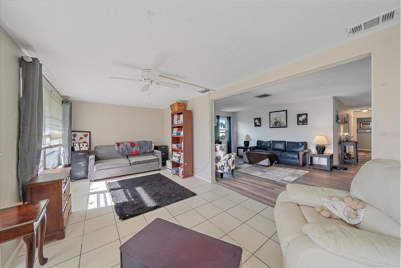 3286 Brunswick Lane, Unit 704, Sarasota, FL 34239 Photo