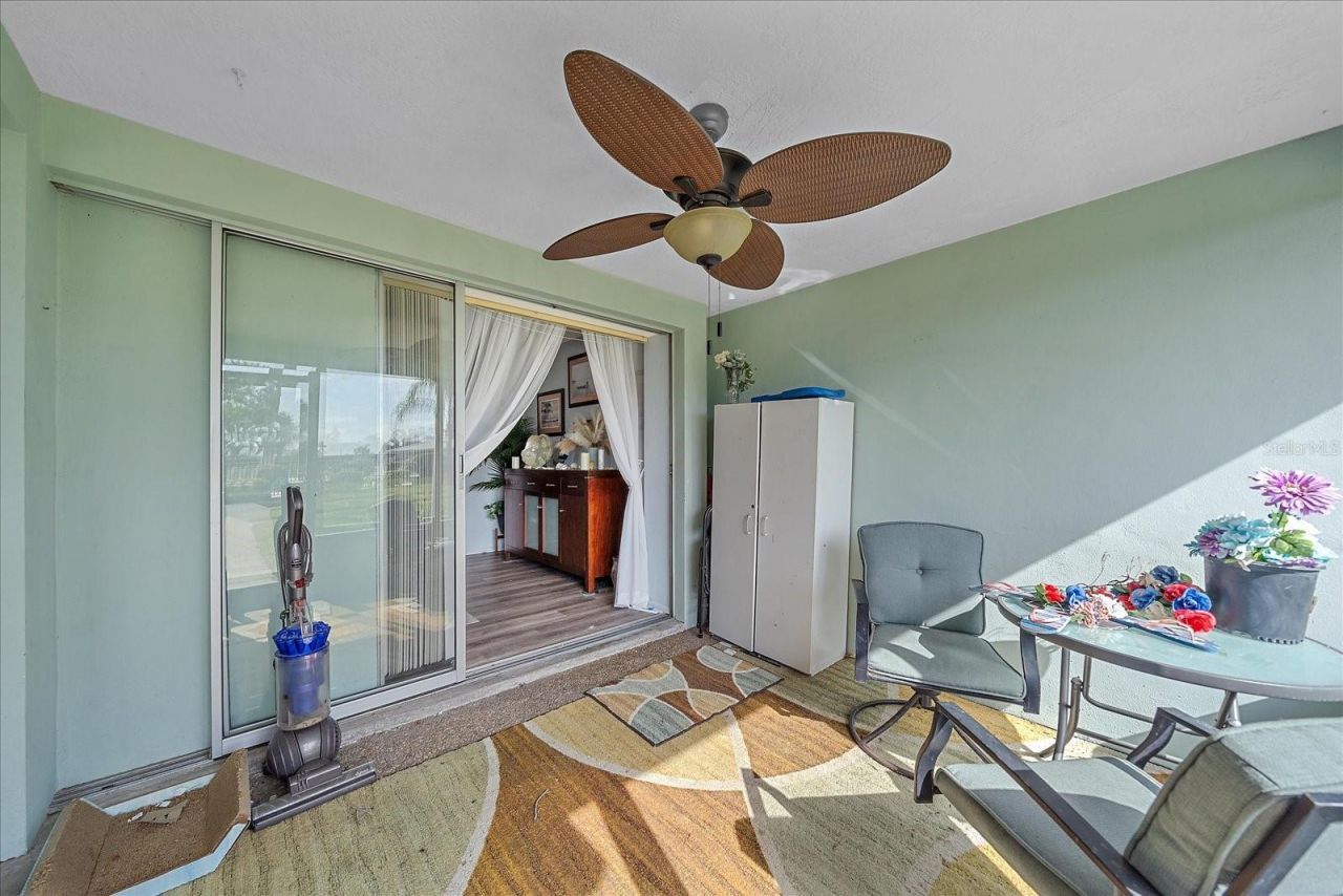 3286 Brunswick Lane, Unit 704, Sarasota, FL 34239 Photo
