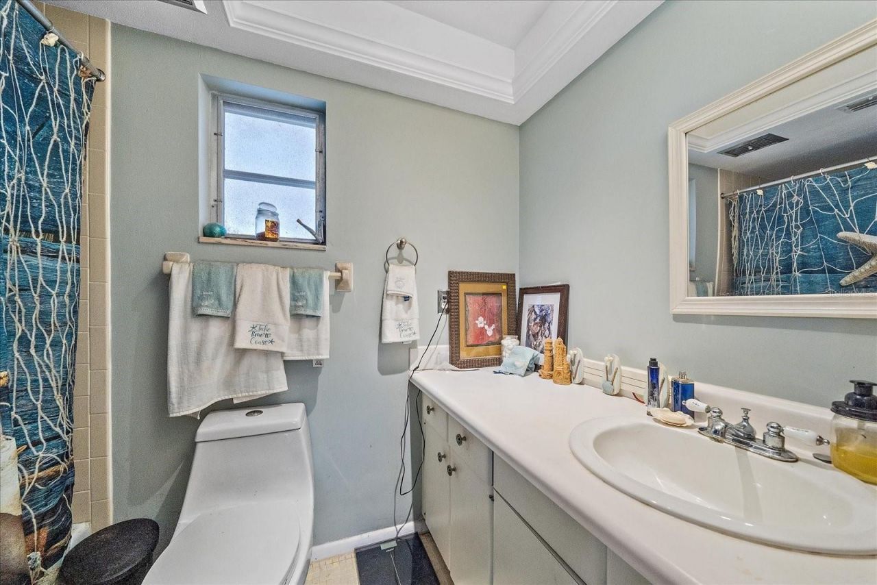 3286 Brunswick Lane, Unit 704, Sarasota, FL 34239 Photo