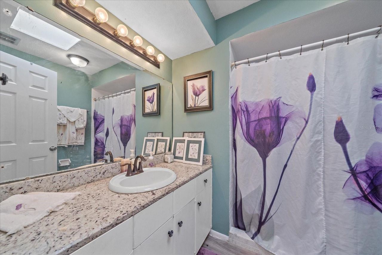 3286 Brunswick Lane, Unit 704, Sarasota, FL 34239 Photo