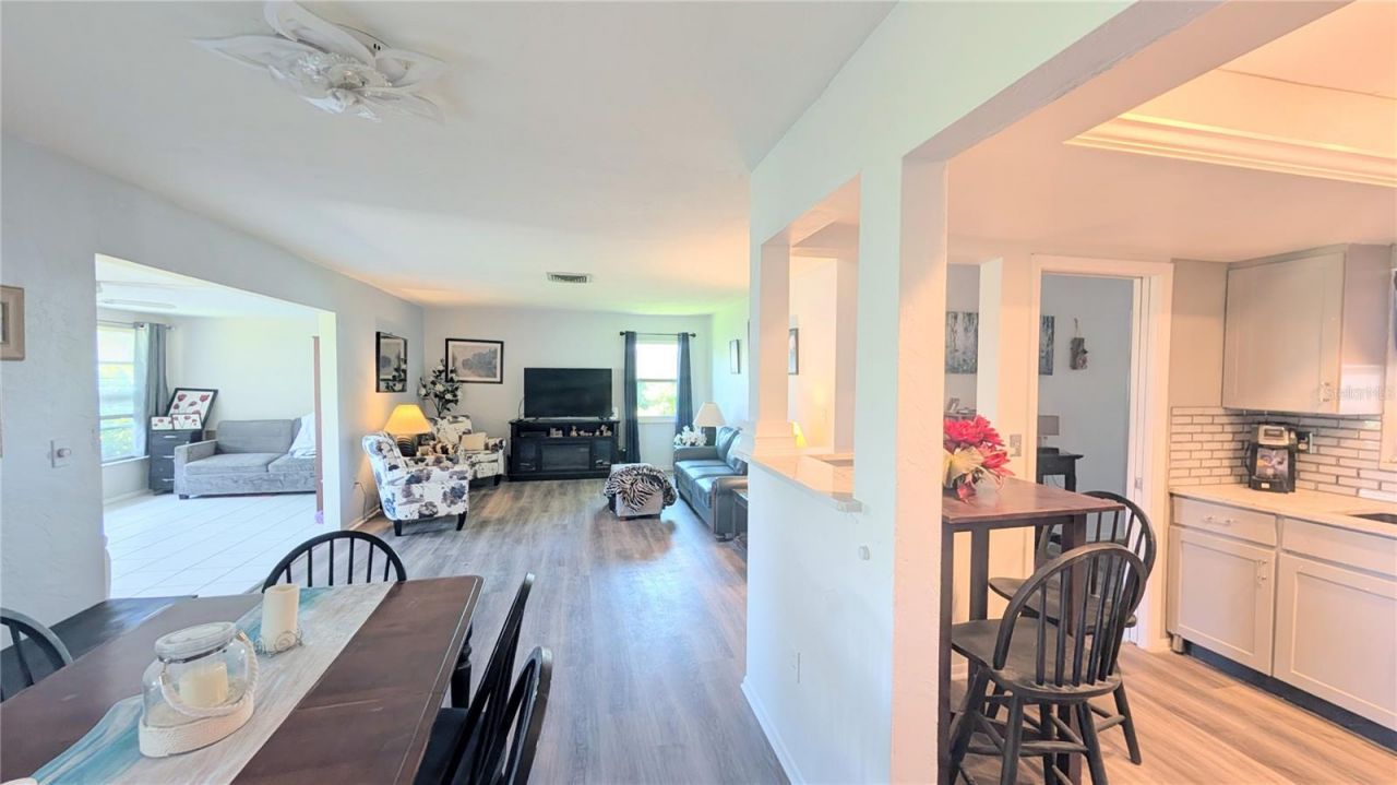 3286 Brunswick Lane, Unit 704, Sarasota, FL 34239 Photo