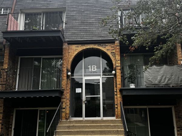 1B E Dundee Quarter Drive , Unit 104, Palatine, IL 60074
