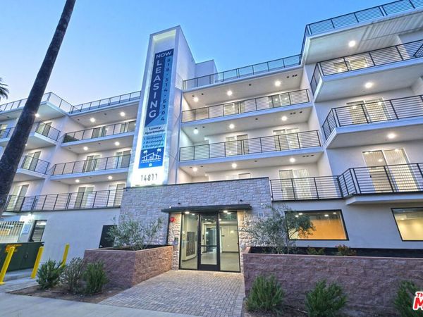 14811 Erwin Street, Unit 506, Van Nuys, CA 91411
