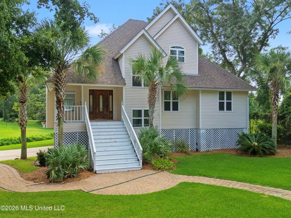 411 Wulff Drive, Ocean Springs, MS 39564