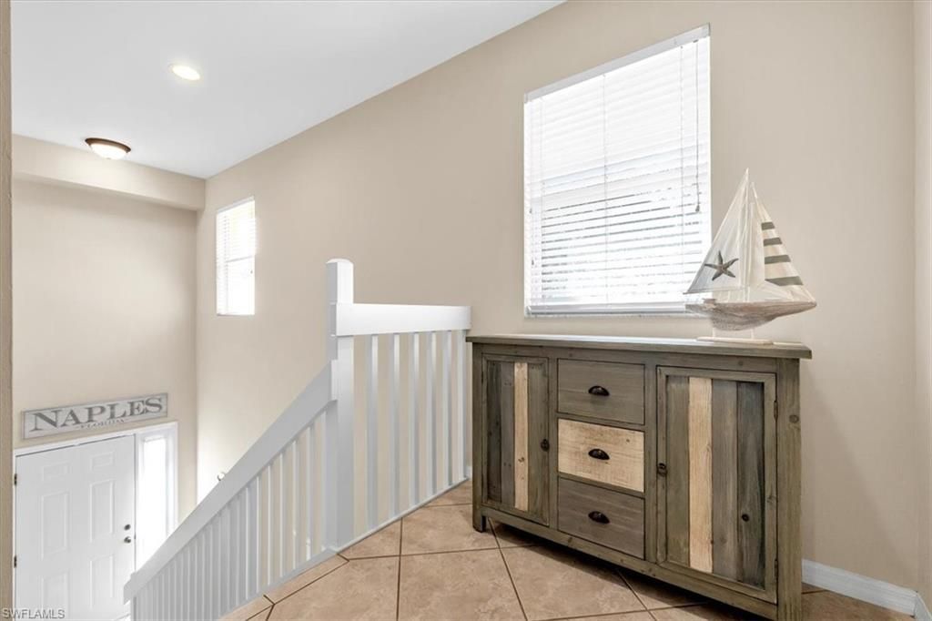 250 Robin Hood Cir, Unit 202, Naples, FL 34104 Photo