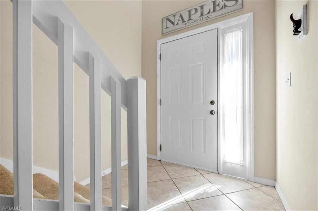 250 Robin Hood Cir, Unit 202, Naples, FL 34104 Photo