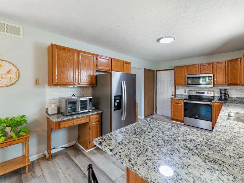 533 Smiley Avenue, Springdale, OH 45246 Photo 6
