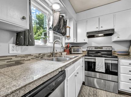 5 Smithridge Park, Reno, NV 89502 Photo
