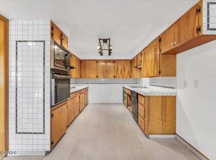 2470 Riviera Street, Reno, NV 89509 Photo