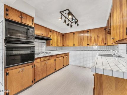 2470 Riviera Street, Reno, NV 89509 Photo