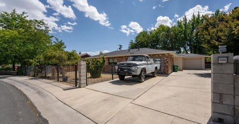 2470 Riviera Street, Reno, NV 89509 Photo
