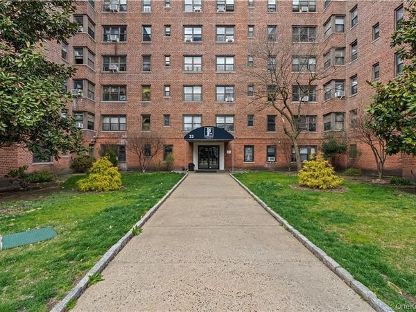 33 William Street , Unit 3K, Fleetwood, NY 10552