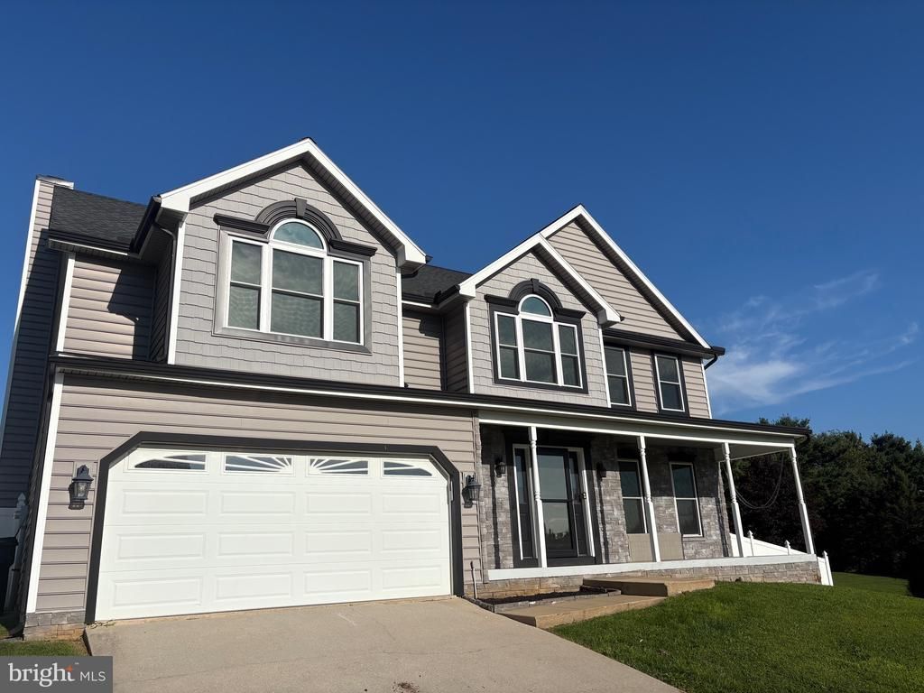 75 LEE STREET , STEWARTSTOWN, PA 17363