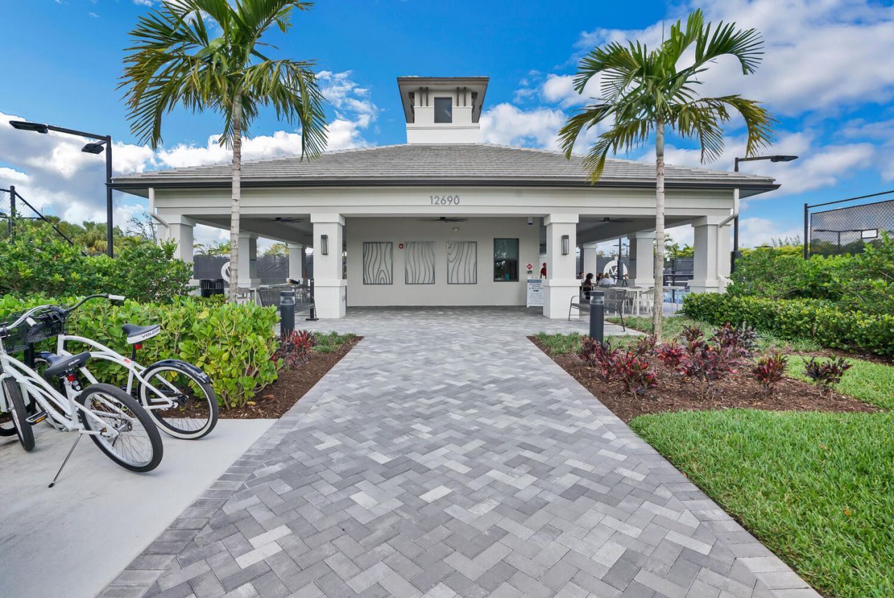 9349 Silver Shores Lane, Boynton Beach, FL 33473 Photo