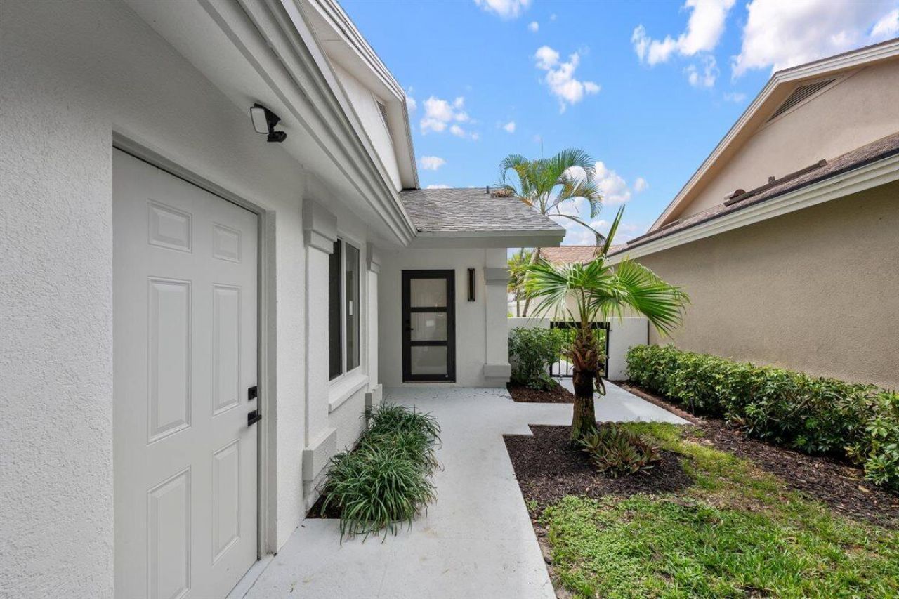 126 Cape Pointe Circle, Jupiter, FL 33477 Photo