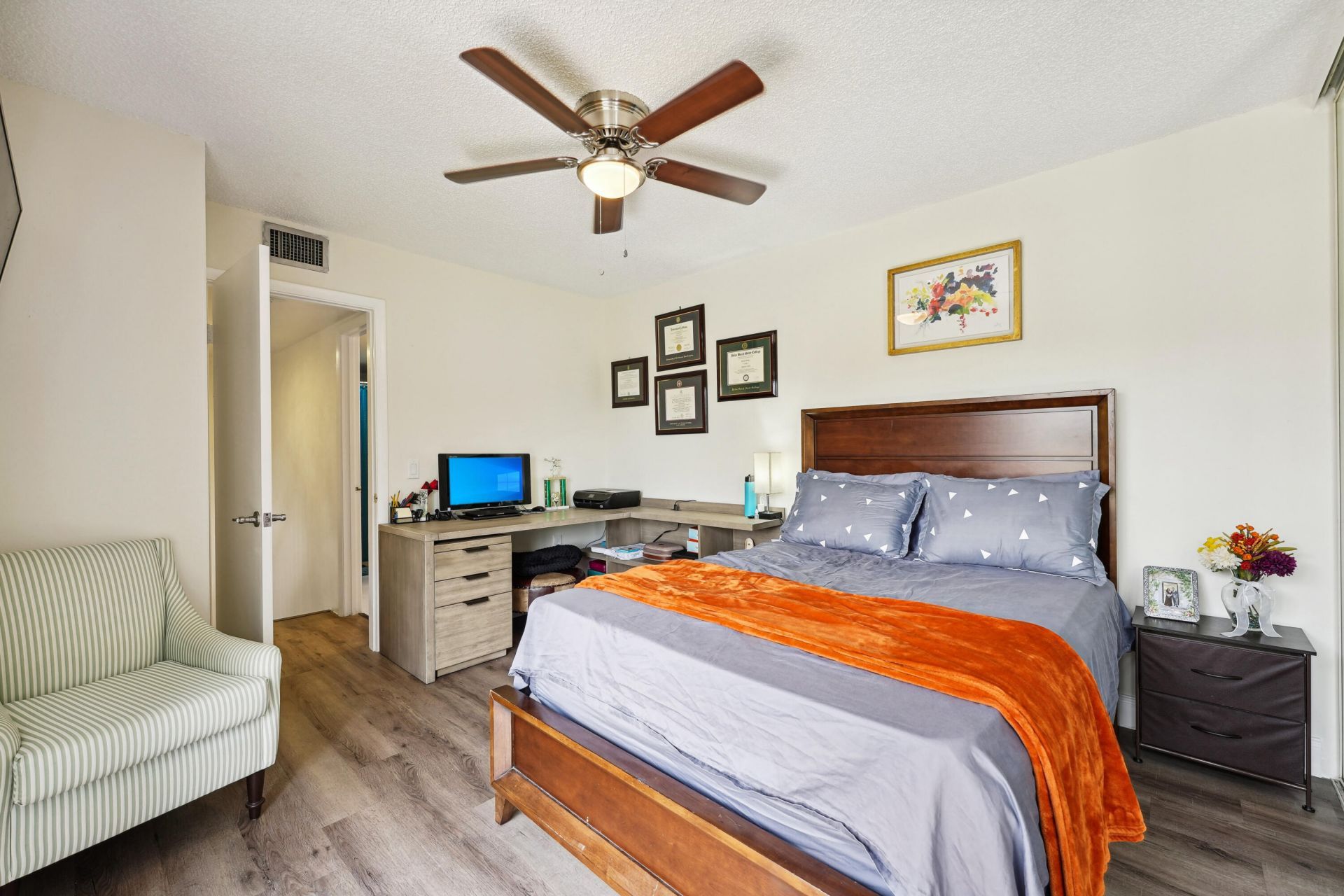 3422 34th Way, West Palm Beach, FL 33407 Photo
