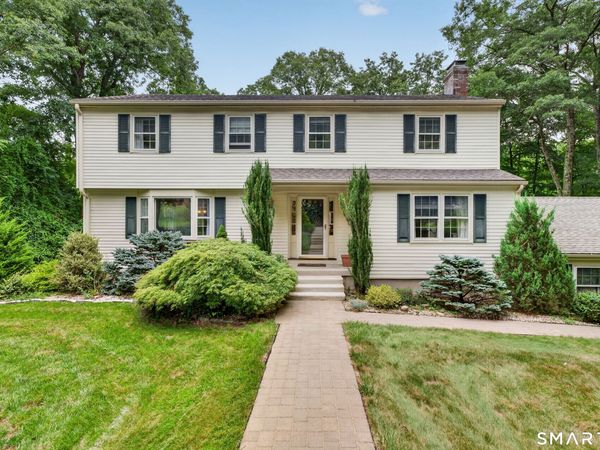 6 Hemlock, Avon, CT 06001