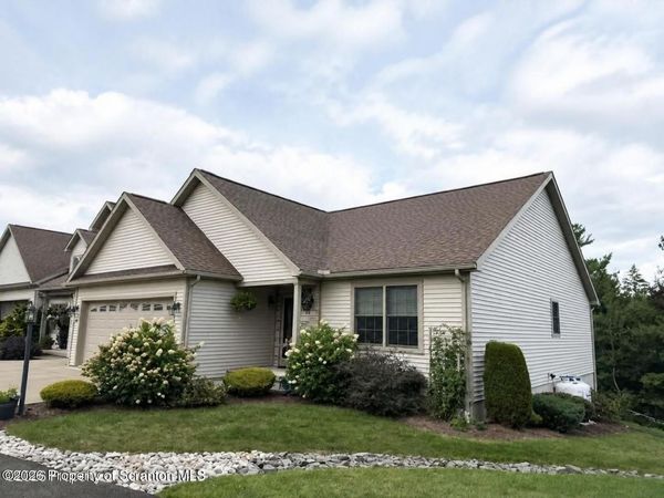 90 Grandview Drive, Tunkhannock, PA 18657